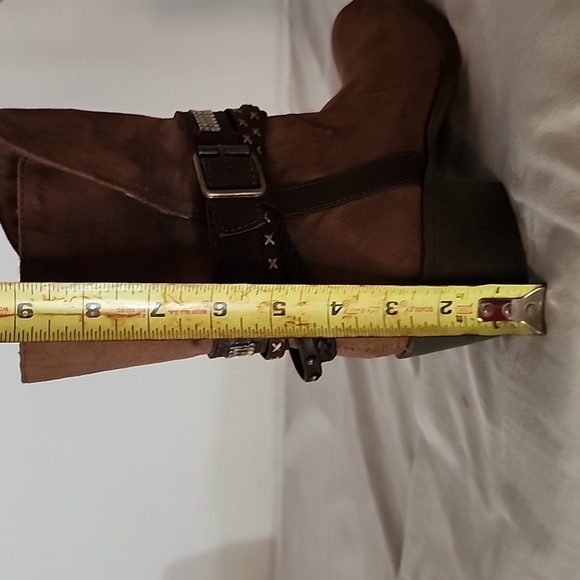 Womens brown booties. SUGAR Size 9 - Picture 11 of 11